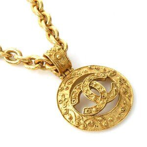 Auth CHANEL Vintage CC Logo Necklace Gold Metal